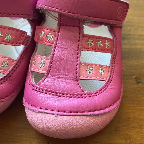 Stride Rite Size 5.5W - Picture 4 of 10